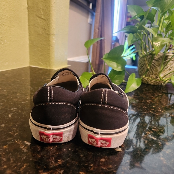Vans Shoes Sneakers Color Black Size US Men's 4  US Women's 5.5 - Picture 4 of 7